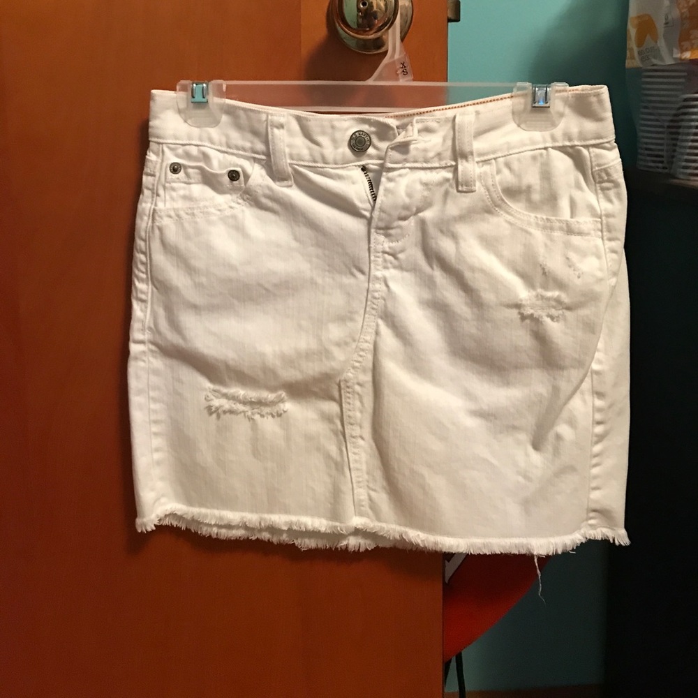 White denim mini skirt