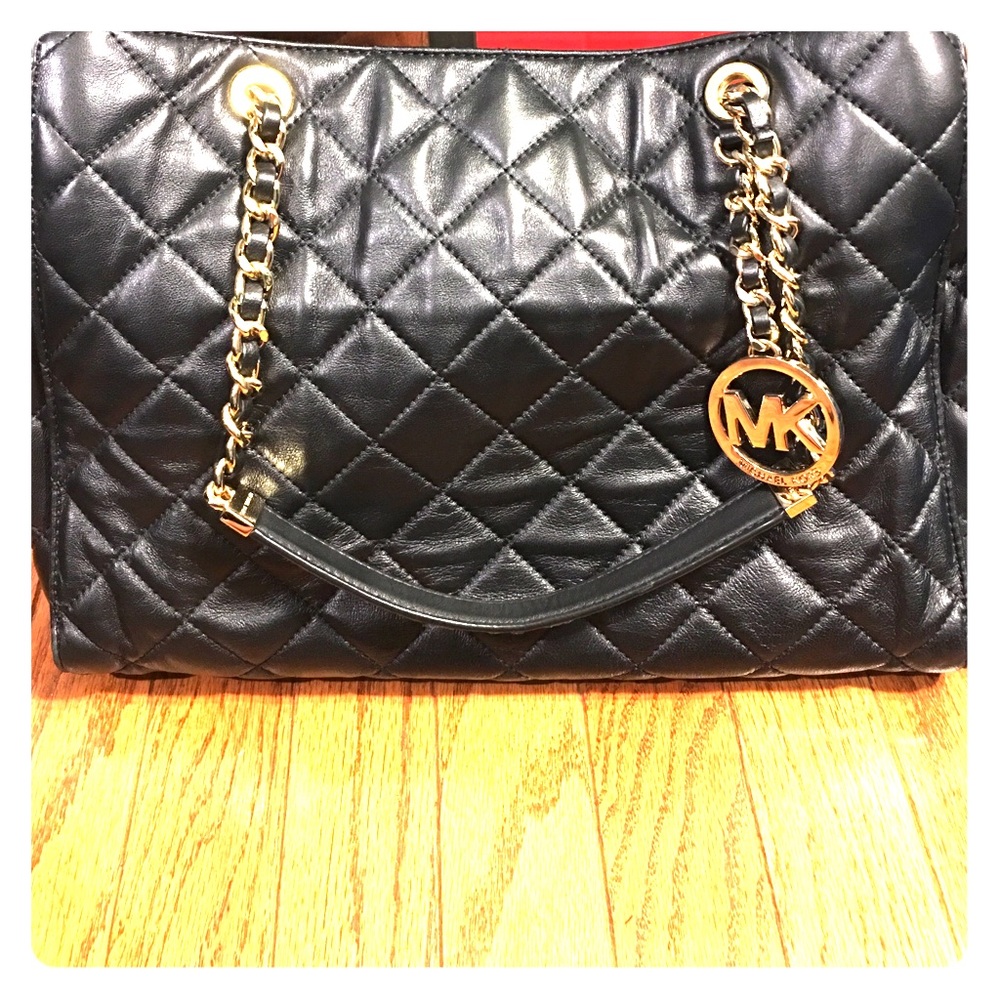 Michael Kors black quilted tote