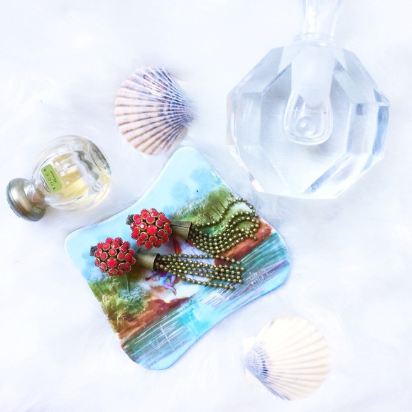 . {STRAWBERRY CRYSTAL} Dangle earrings with gold - Picture 2 of 8