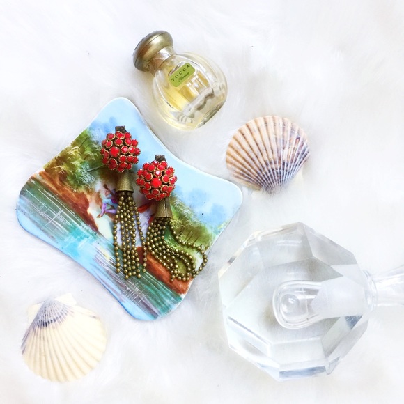 . {STRAWBERRY CRYSTAL} Dangle earrings with gold - Picture 4 of 8