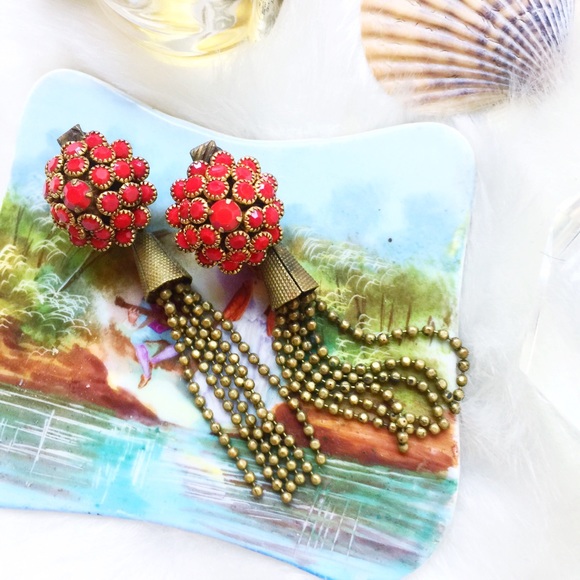 . {STRAWBERRY CRYSTAL} Dangle earrings with gold - Picture 1 of 8