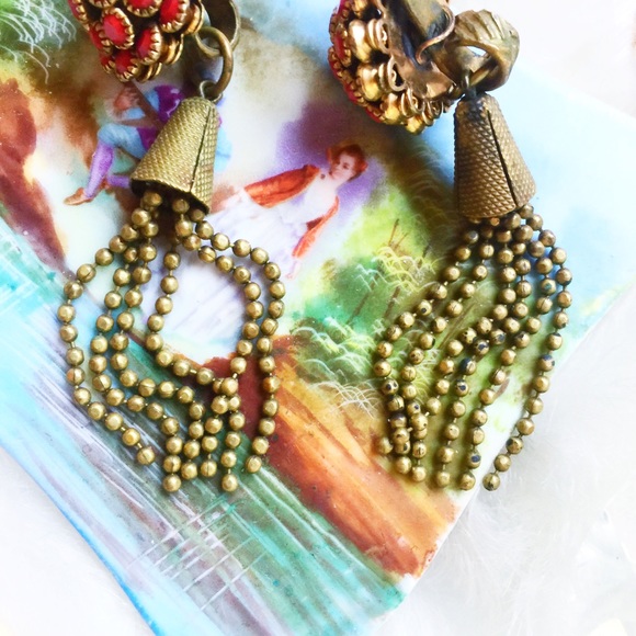 . {STRAWBERRY CRYSTAL} Dangle earrings with gold - Picture 8 of 8