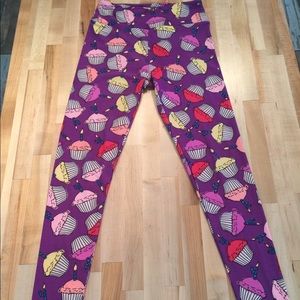 OS LulaRoe 4th Birthday Cupcake Leggings