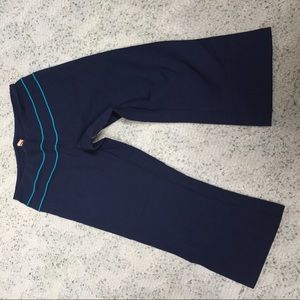 Lucy Capri Yoga Pants