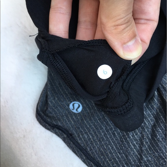 🖤 SOLD! 🖤 Lululemon wild tank size 6 - Picture 4 of 4