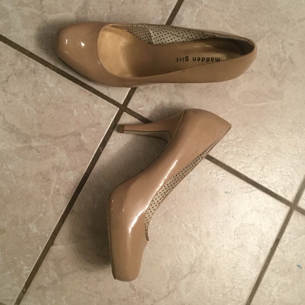 Madden Girl patten leather heels