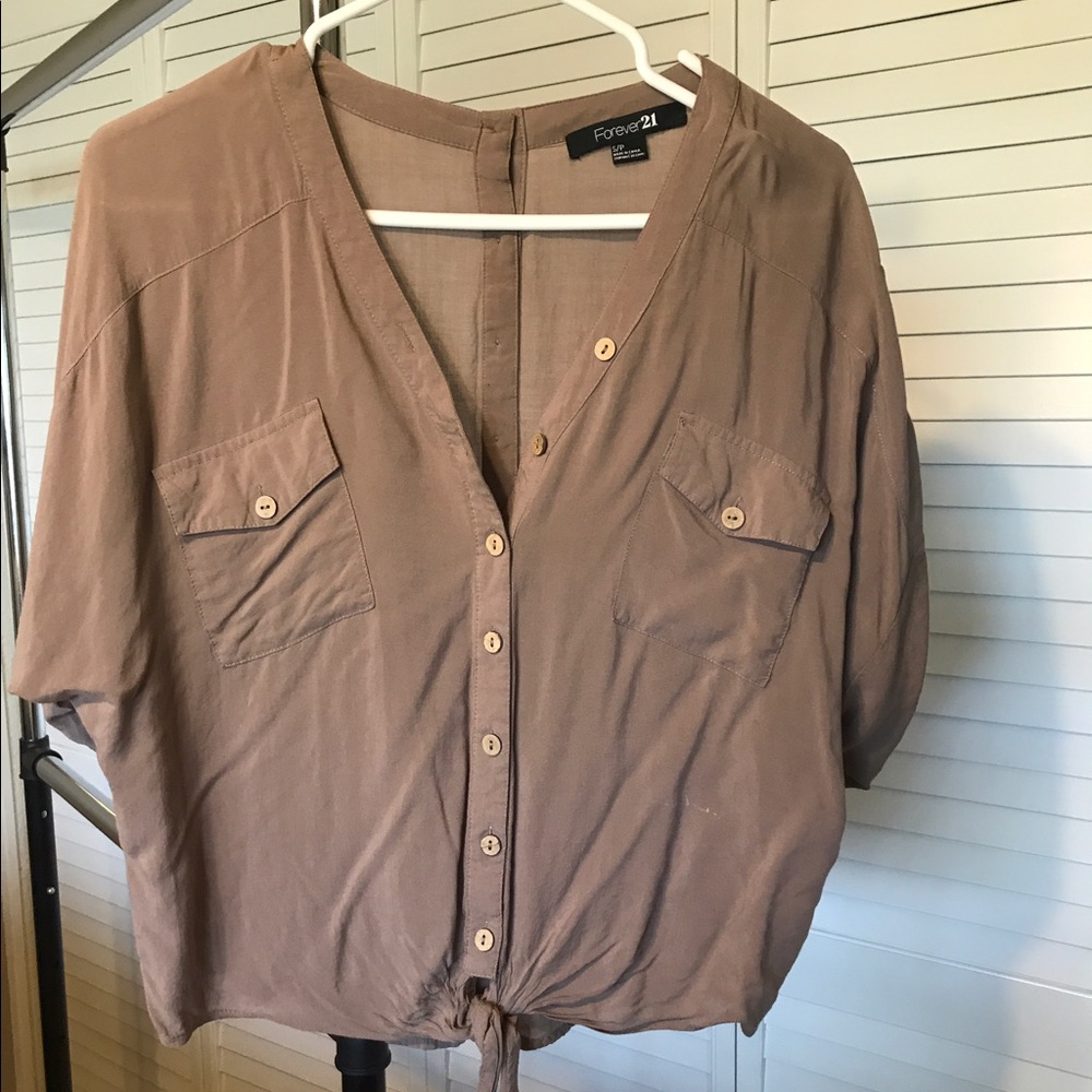 Forever 21 Taupe Botton And Ties In The Front Top