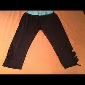 Super cute laced, workout pants