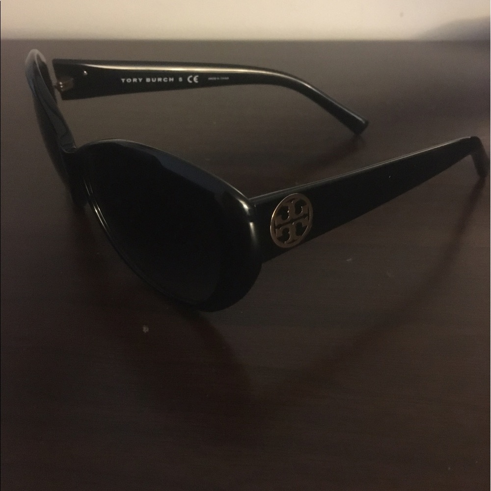 Tory burch sunglasses