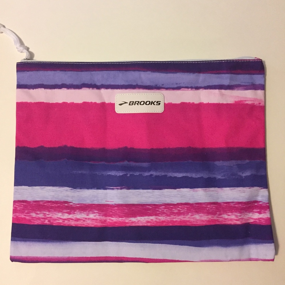 NEW! Brooks Running Clothing Bag