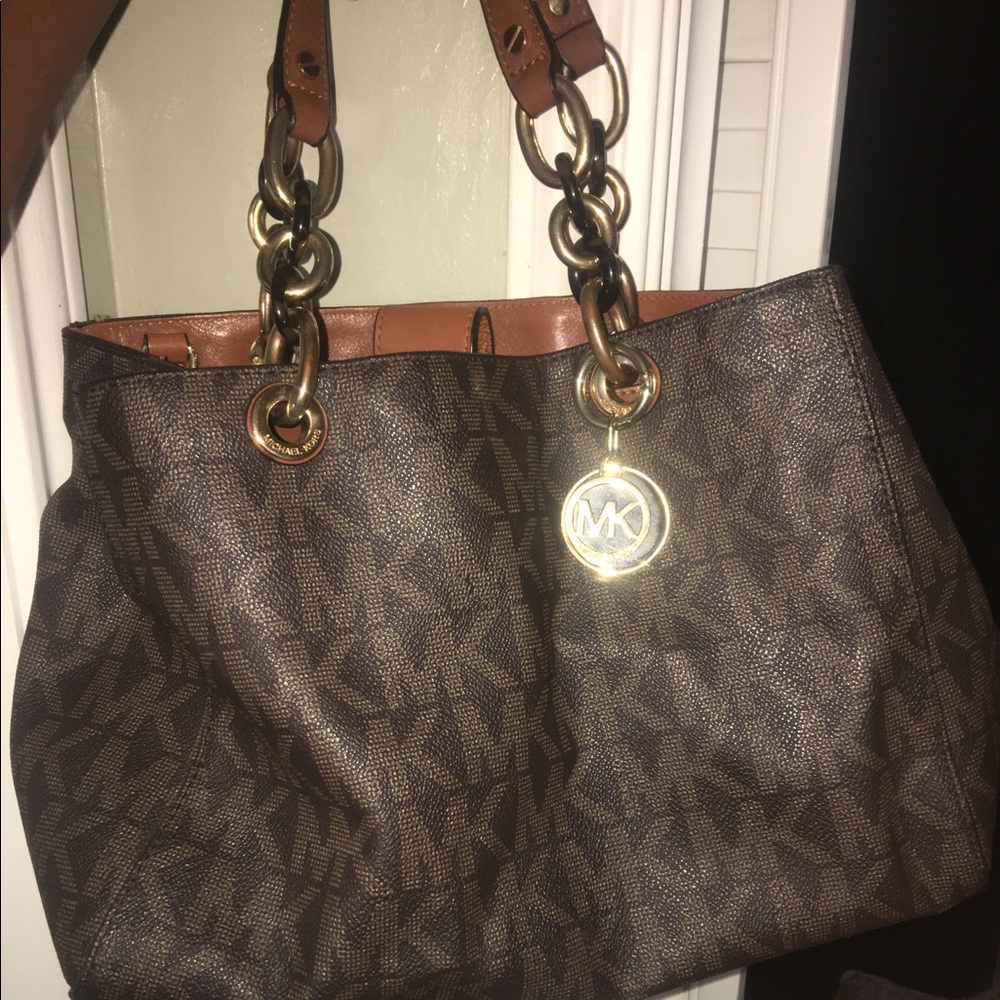 Michael kors purse