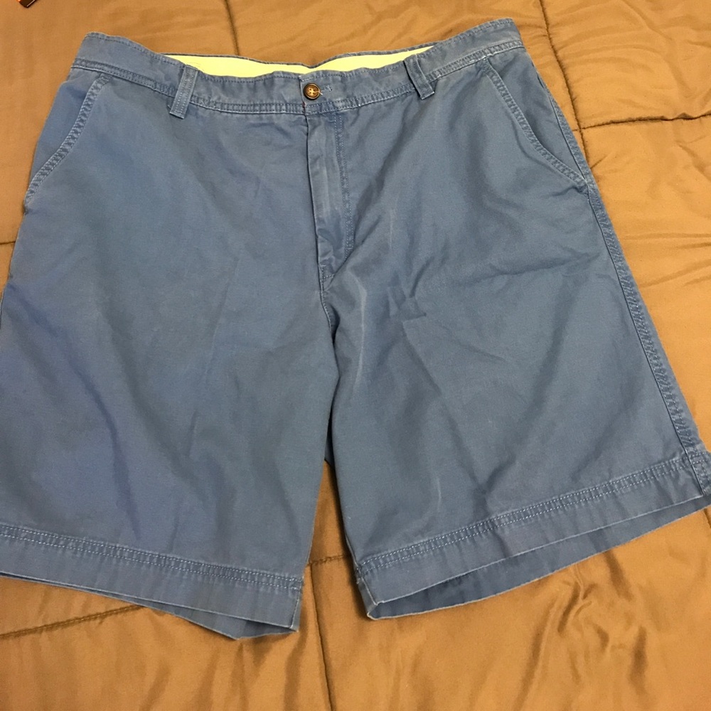 Izod saltwater blue shorts