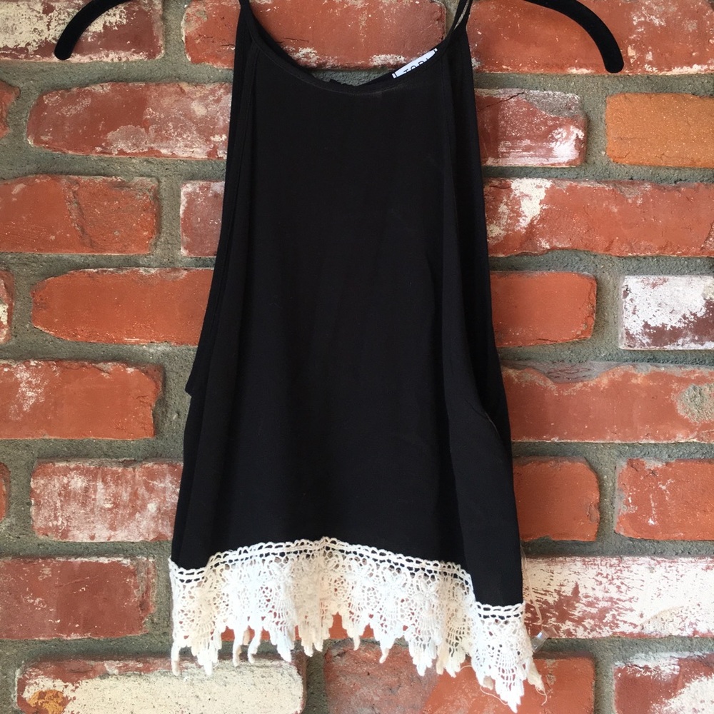 Black crop top with lace