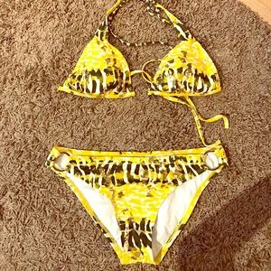 Guess yellow camo style bikini