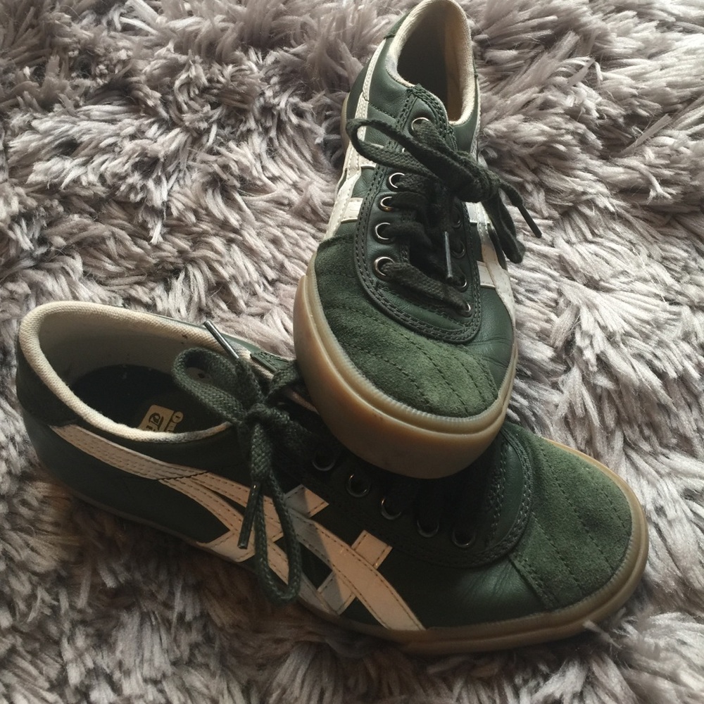 Vintage green retro Onitsuka sneakers, fun! Sz 36