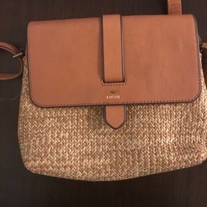Fossil leather and straw small crossbody.