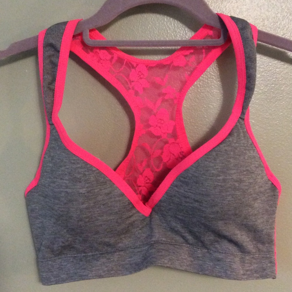 BNWOT Lace racerback push-up bra
