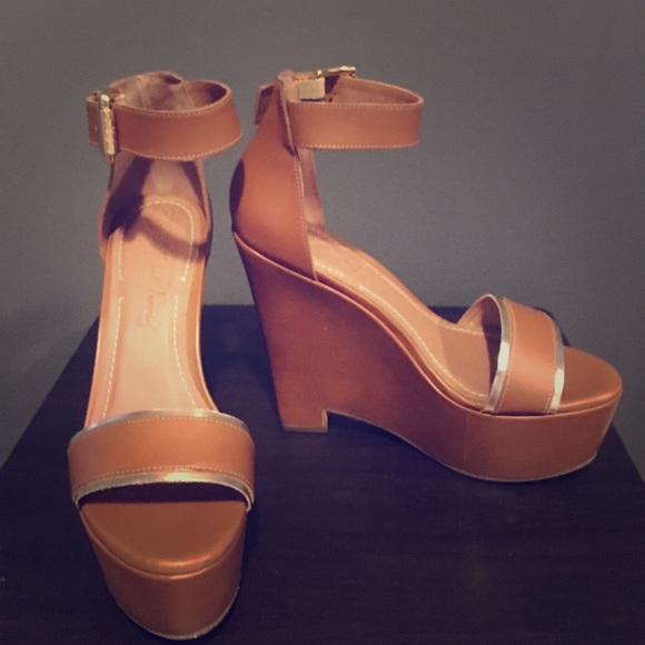 Elizabeth and James Sibil Wedge Platform Sandal - Picture 1 of 3