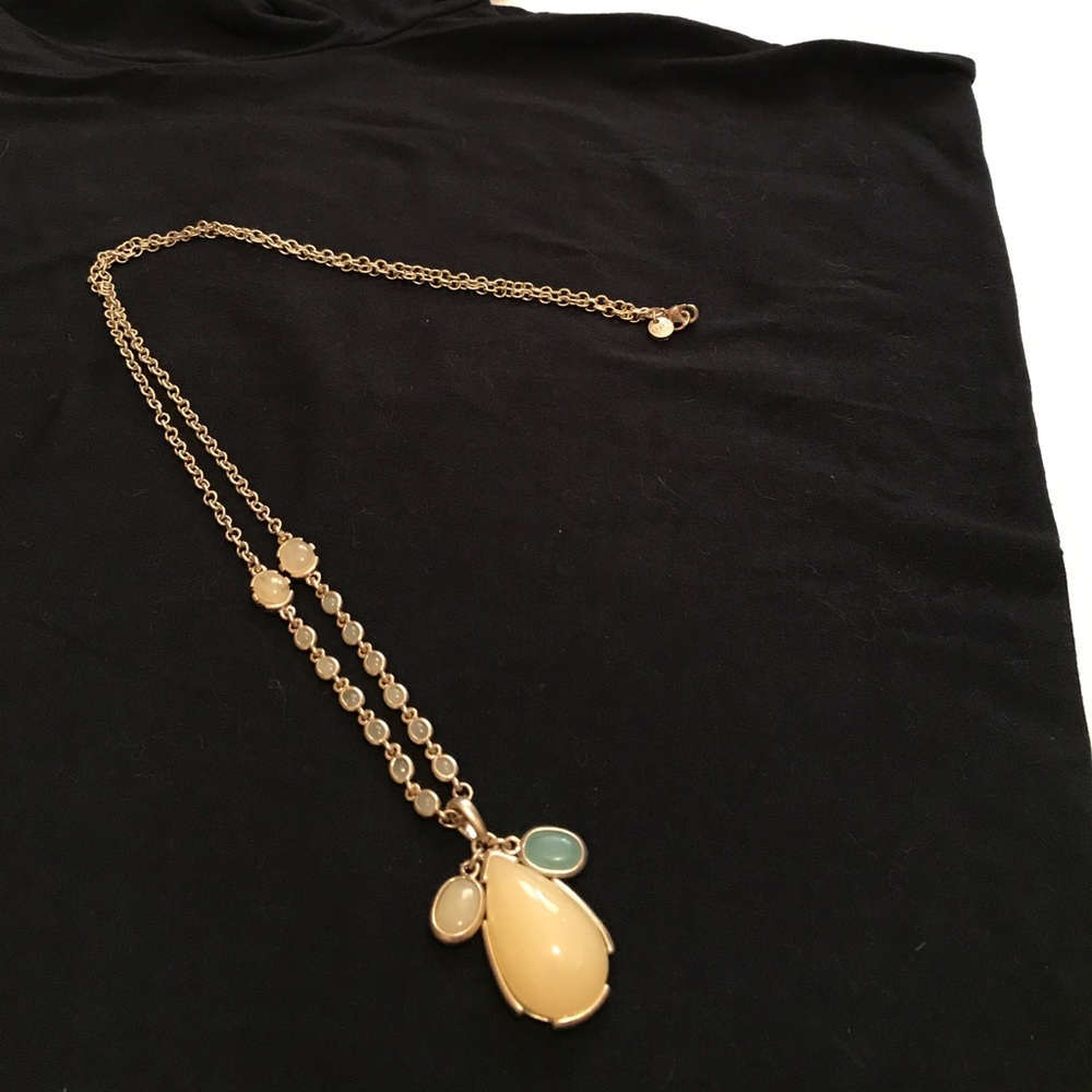 BNWOT Loft Necklace