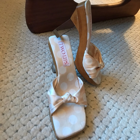 NEW! Two Lips Silk Polkadot Knot Clear Lucite High Heels! 9 Wood Platform Sandal - Picture 3 of 8