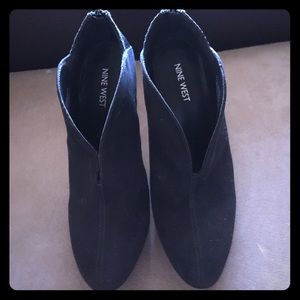 Nine West black booties