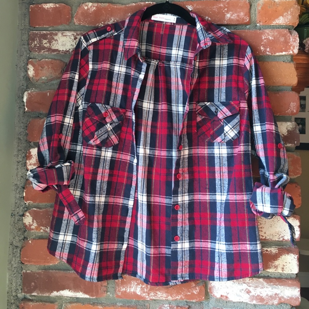 Blue, white & red checkered flannel