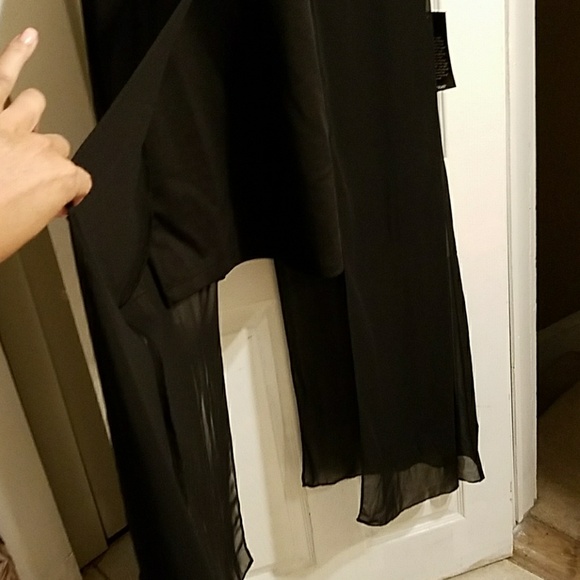 Size 18/20 Beautiful gown - Picture 3 of 3