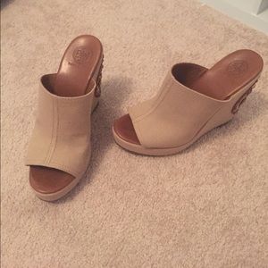 EUC Tory burch wedges!!