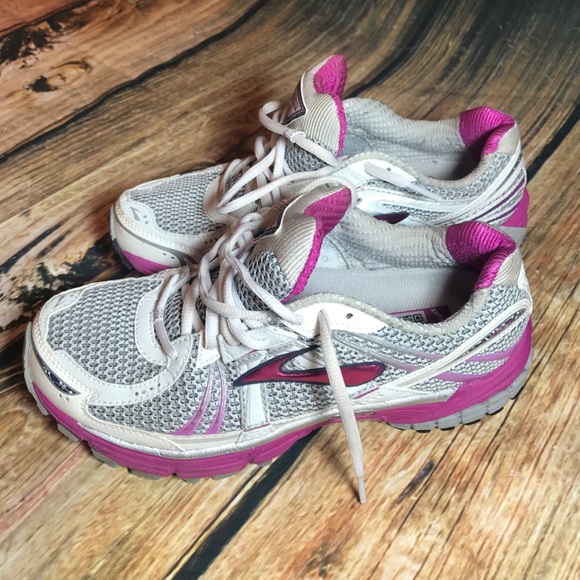 brooks adrenaline gts 12 womens purple