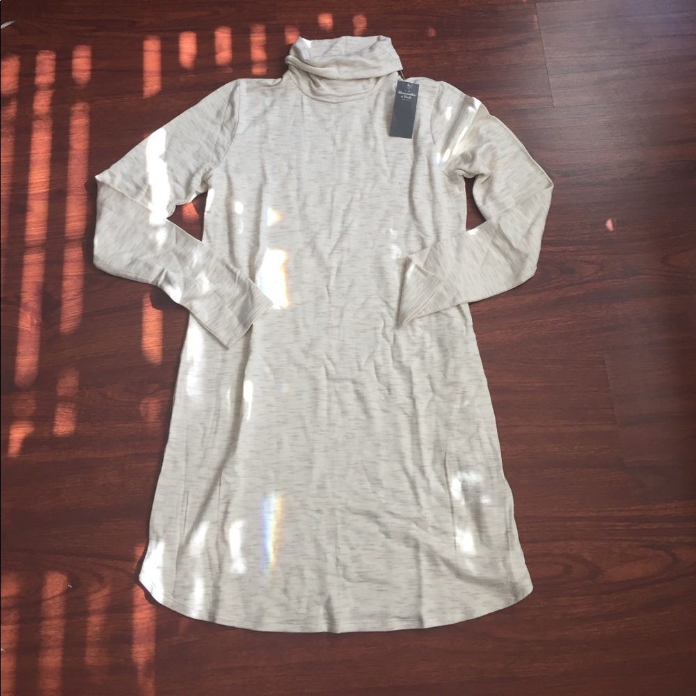 abercrombie and fitch dress.