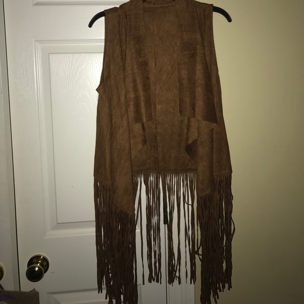 FRINGE VEST