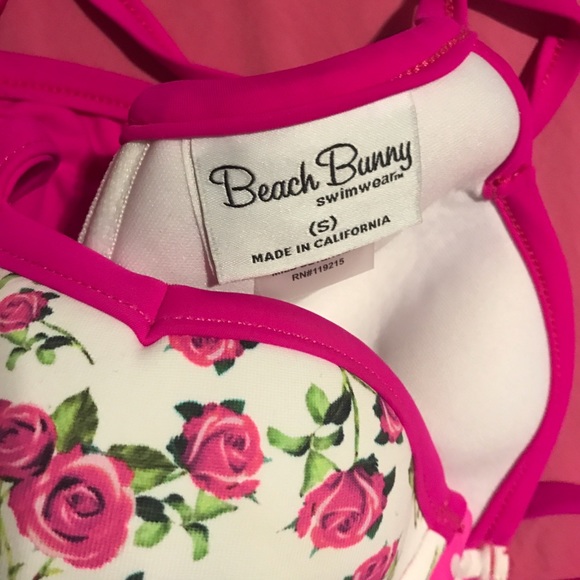 RARE BEACH BUNNY 👙 - Picture 2 of 4