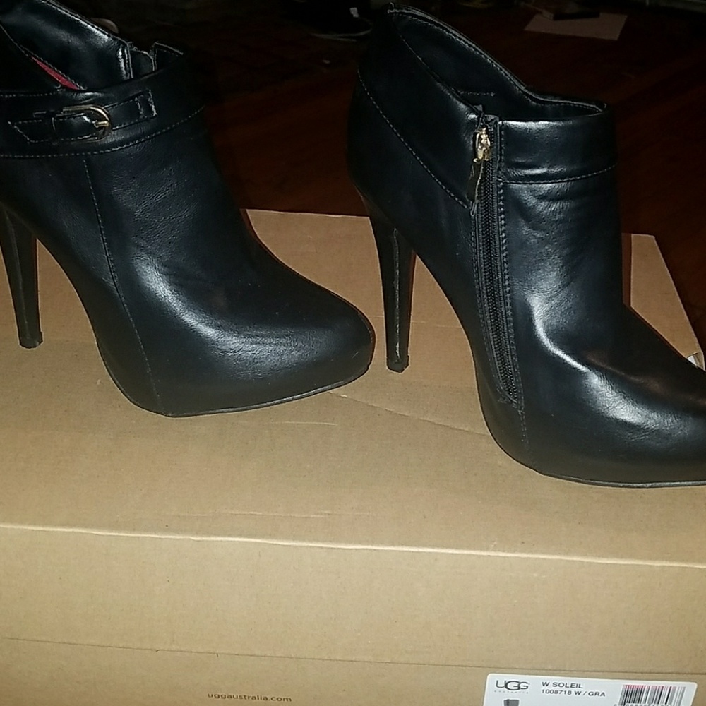 Platform 6" ankle boots