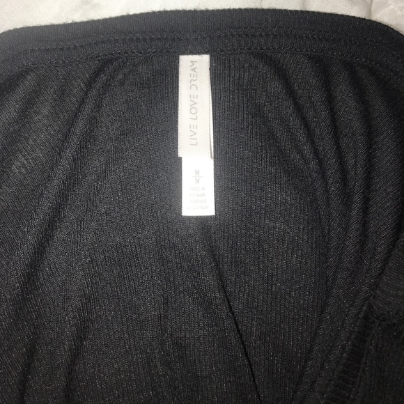 Top - Picture 2 of 2