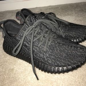 Yeezy boost pirate black AUTHENTIC