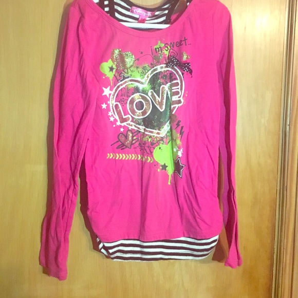 Long sleeve.with built in tank top. - Picture 1 of 2