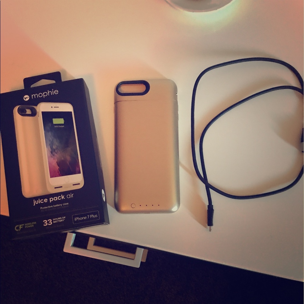 ❗️❗️SOLD ❗️❗️iPhone 7 Plus mophie case