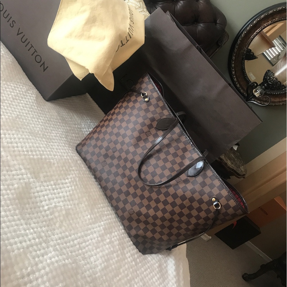 ❗️sold❗️Authentic Louis Vuitton Neverfull GM