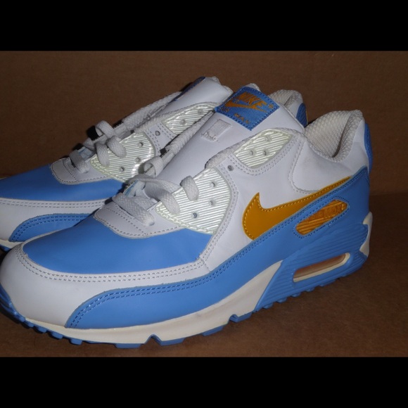 nike 90 2004