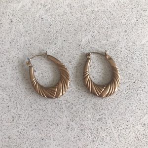 Lightweight Gold Earrings