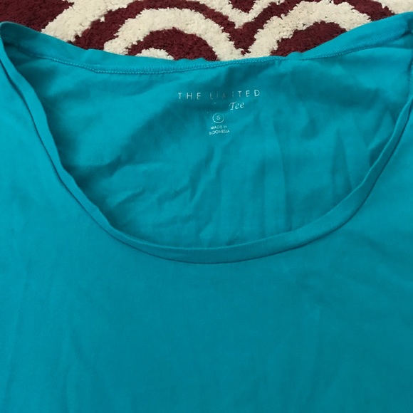 Scoop neck perfect tee. - Picture 2 of 2