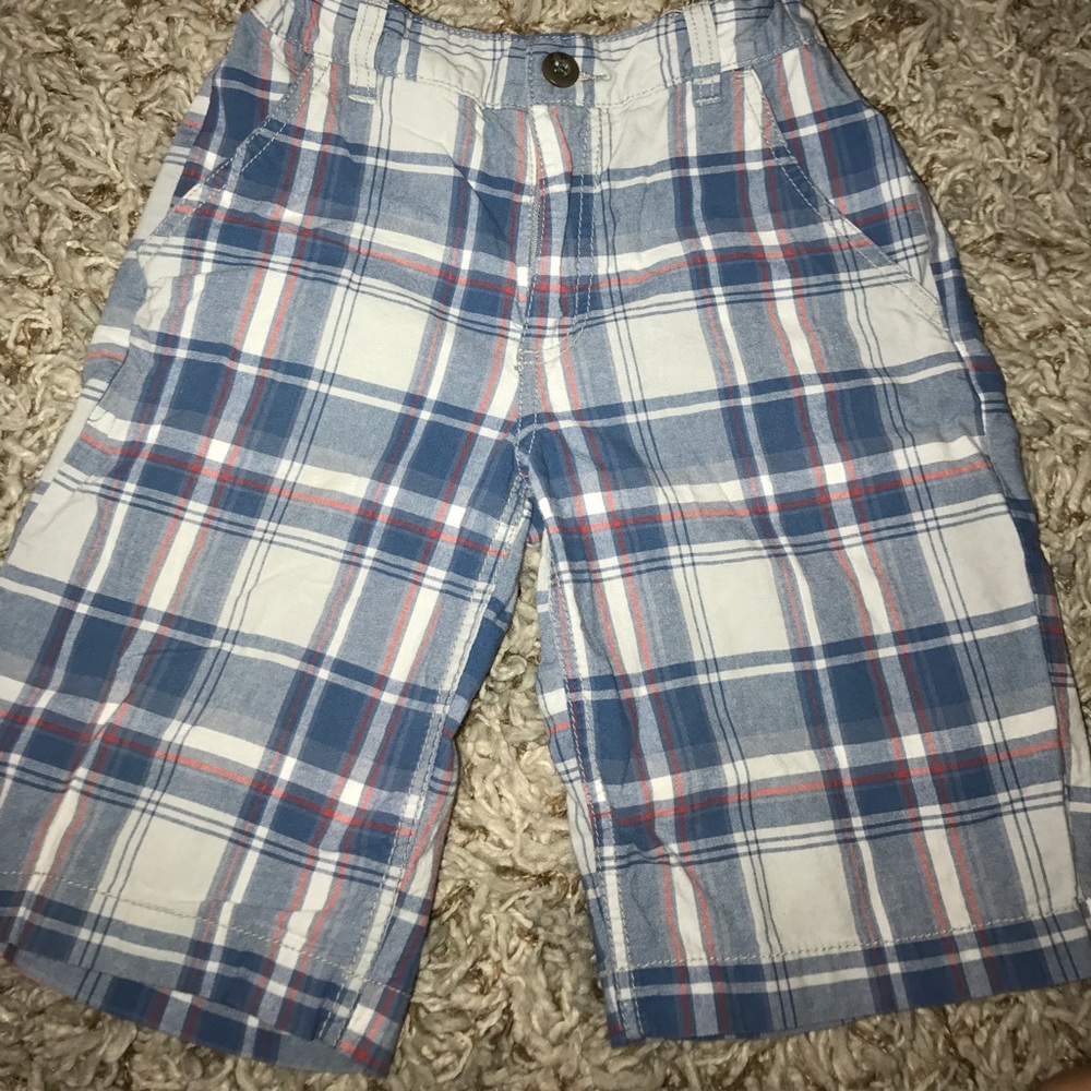 Boys old navy shorts
