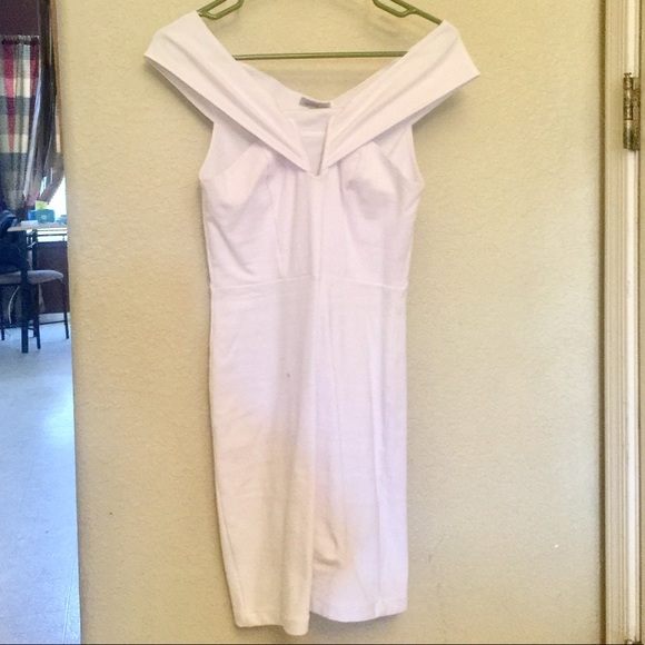 Adorable little white dress! - Picture 2 of 2