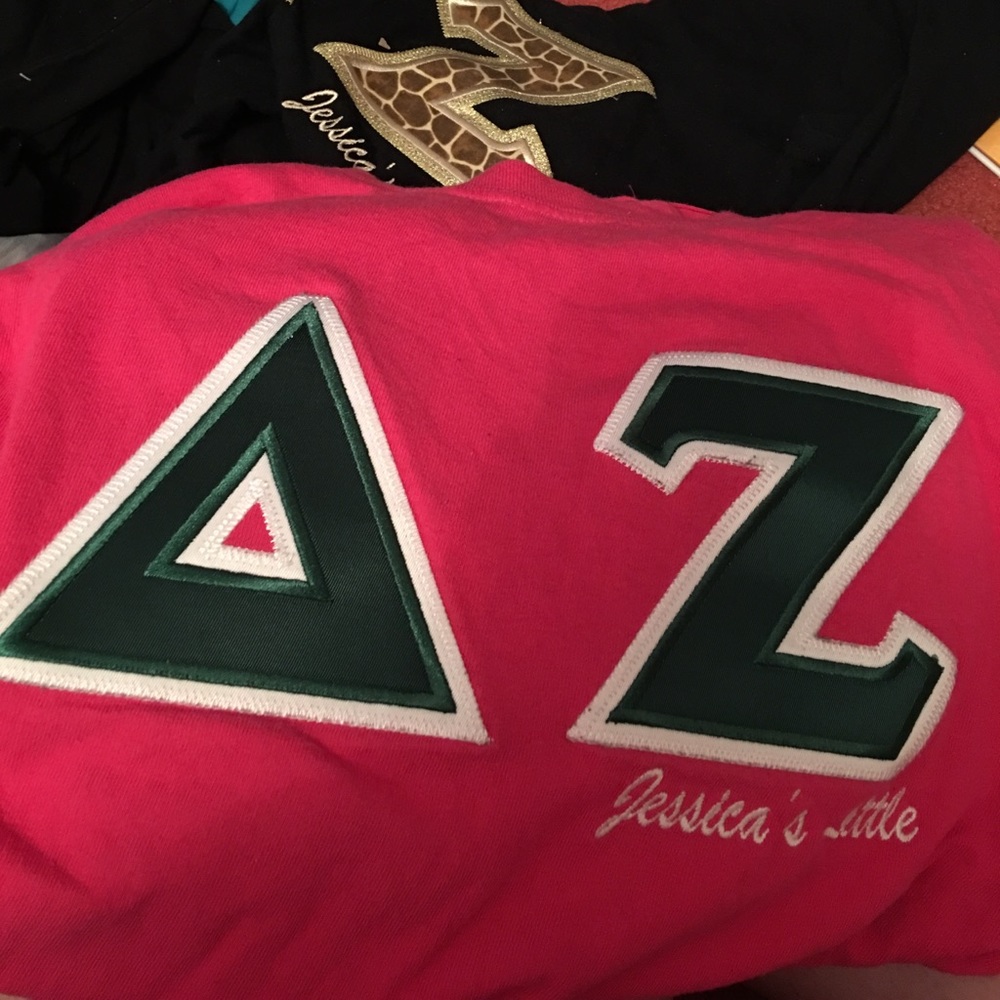Delta Zeta letter shirt