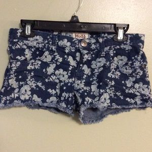 AWESOME floral denim shorts