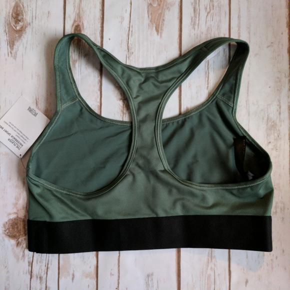 New Victoria's Secret Sports Bra - Picture 4 of 4