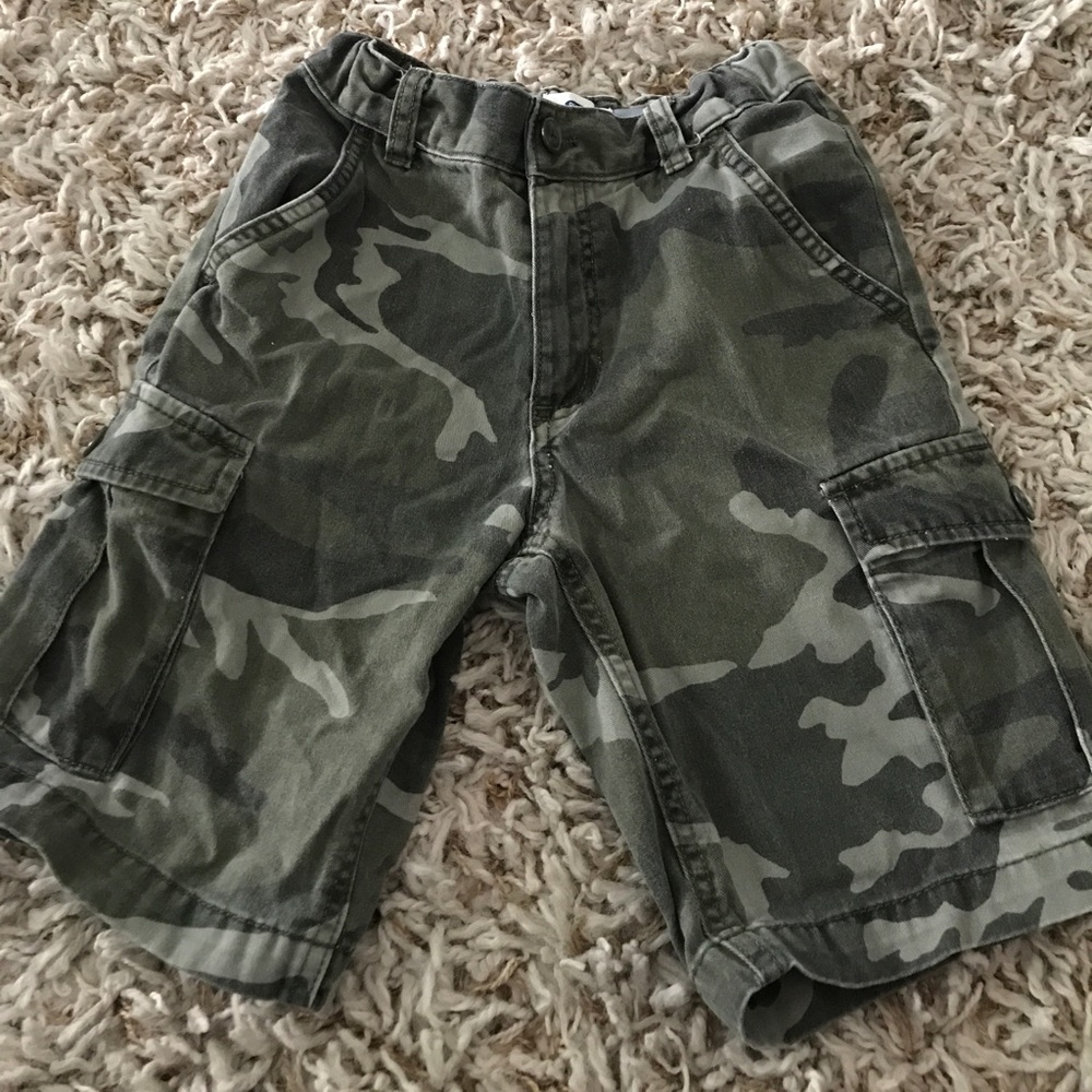 Boy army shorts