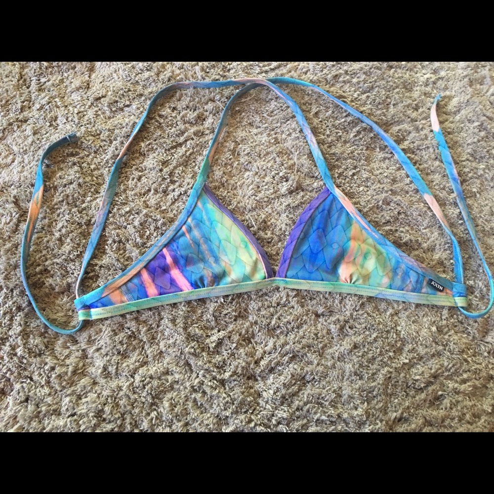 Jolynasurus tie back top!!