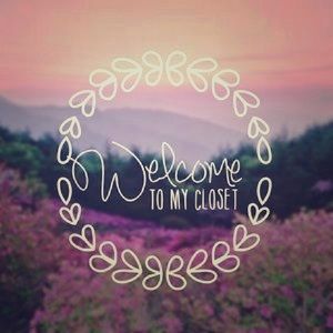 WELCOME POSHMARK WORLD 🖤