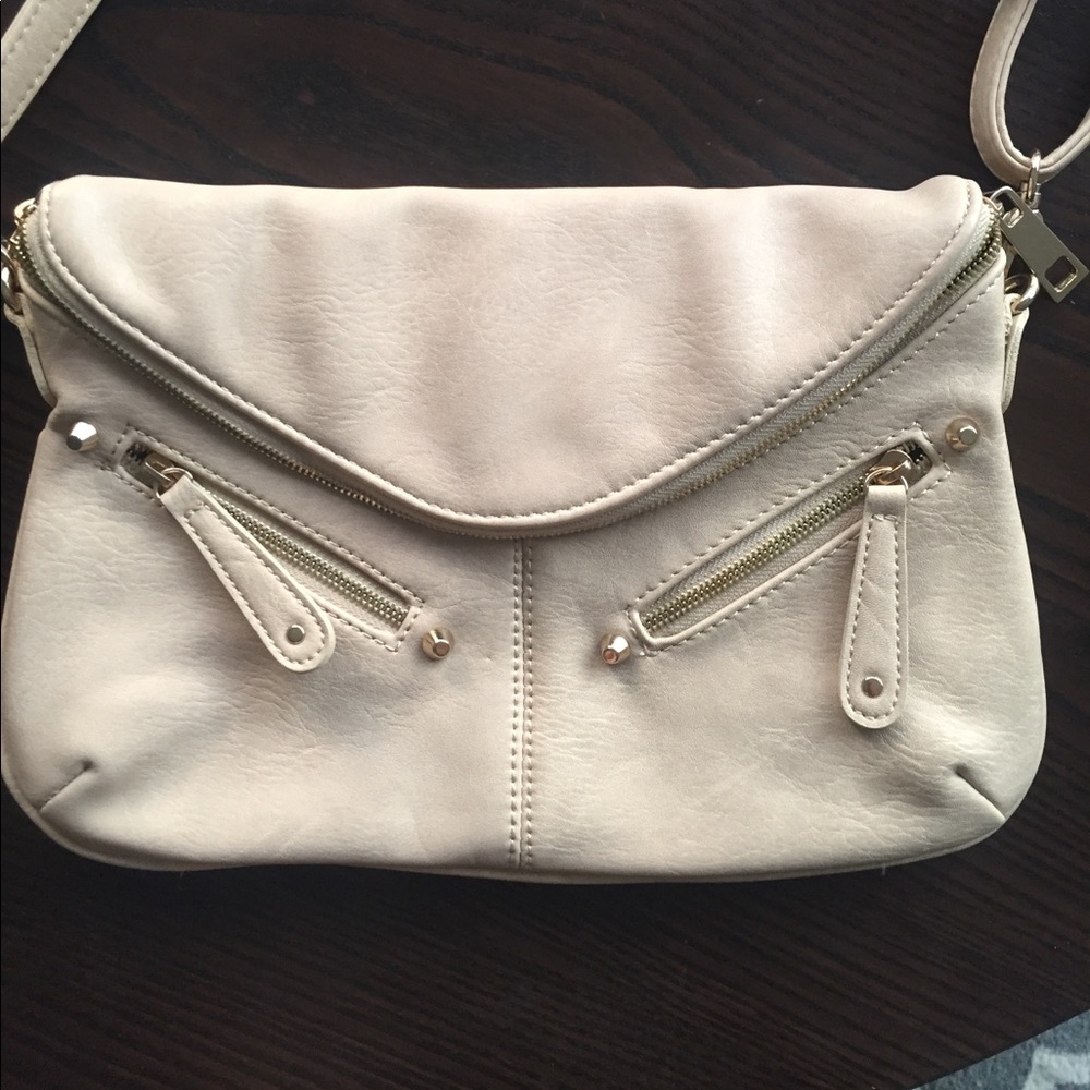 Francesca's crossbody purse